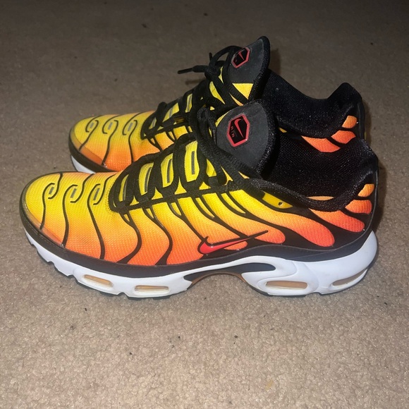 Nike Other - Nike Men's Yellow and Orange Gradient TN Air plus Max Sneakers sunset